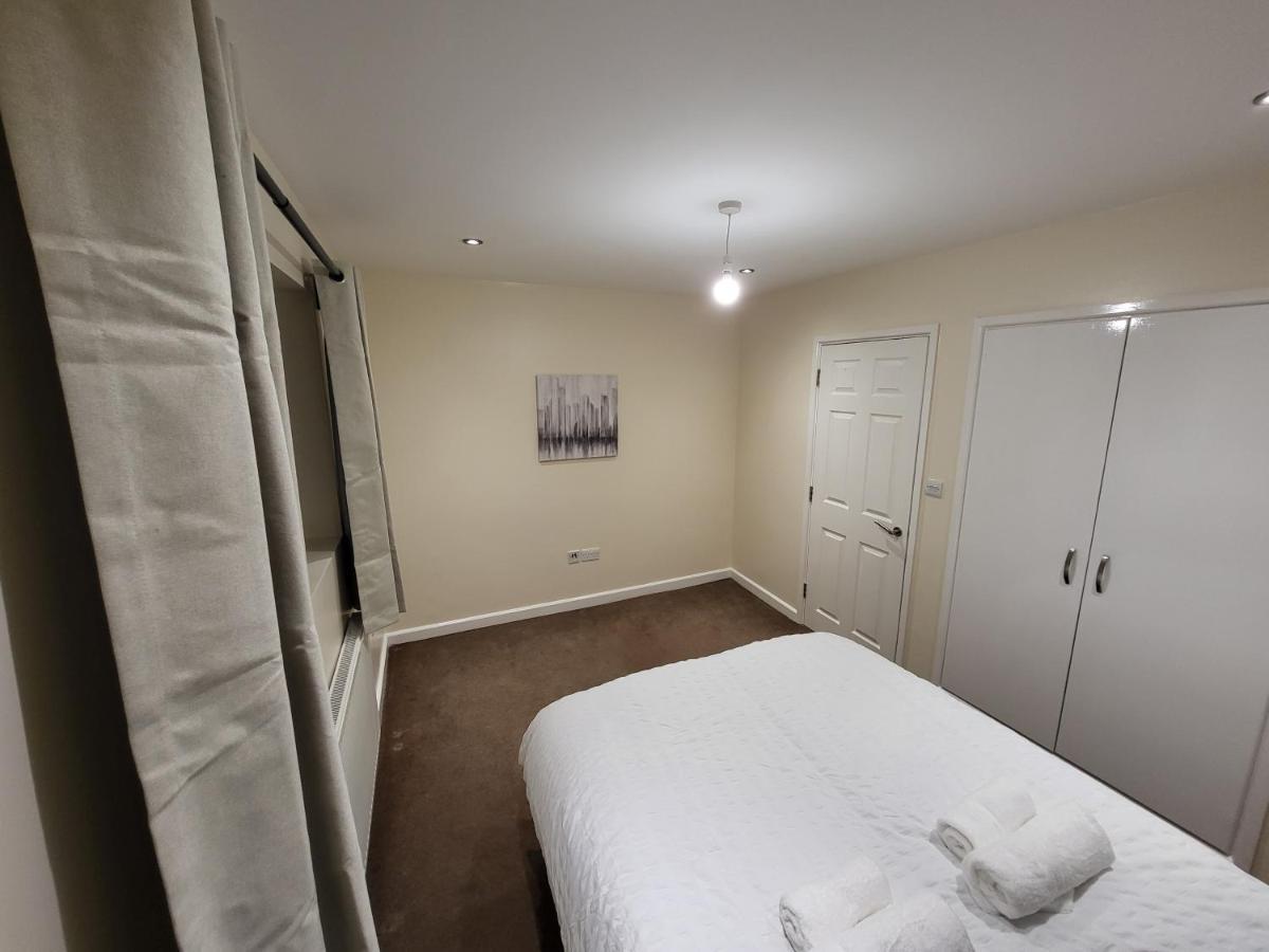 Great Apartment Next To Tooting Bec Tube Station! 伦敦 外观 照片
