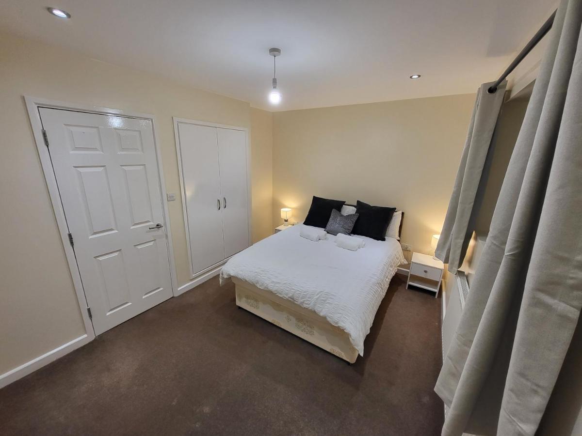 Great Apartment Next To Tooting Bec Tube Station! 伦敦 外观 照片