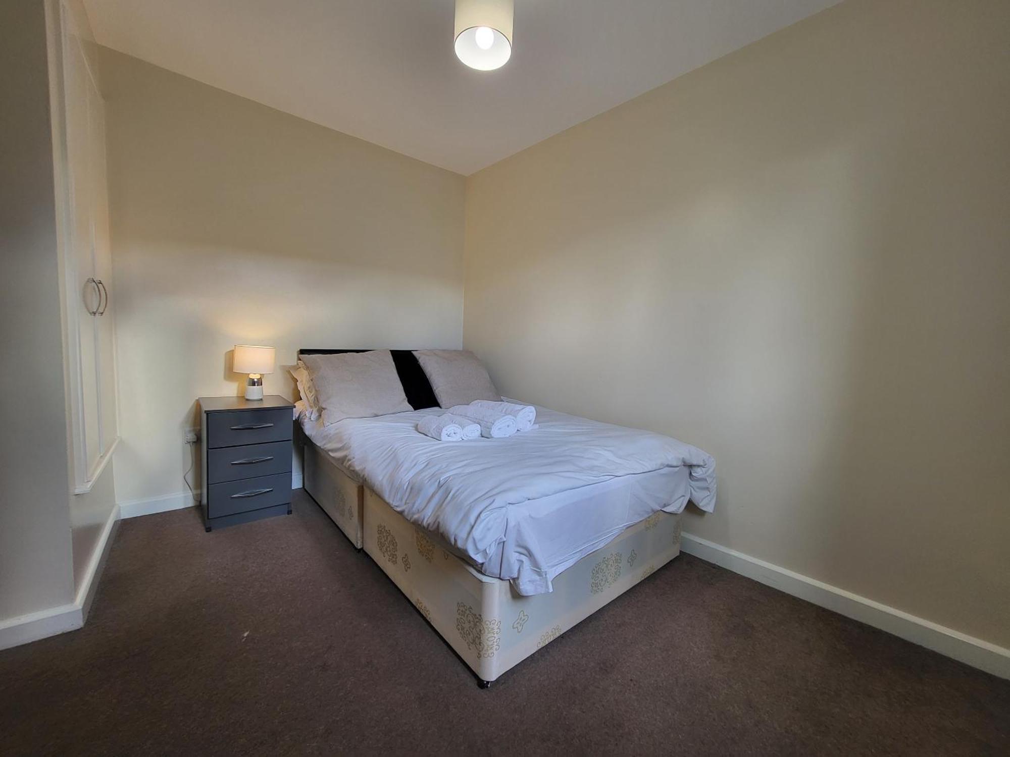 Great Apartment Next To Tooting Bec Tube Station! 伦敦 外观 照片