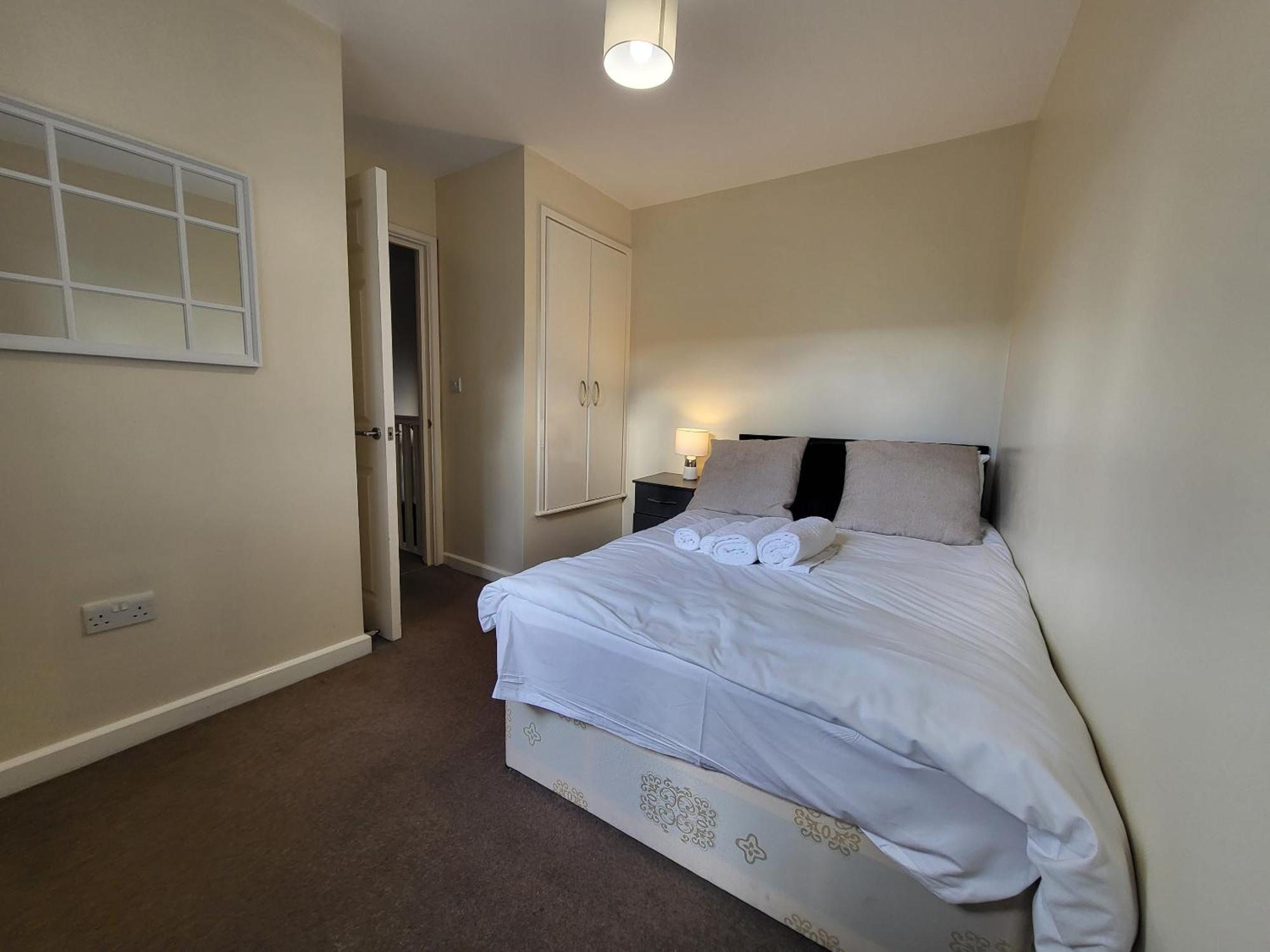 Great Apartment Next To Tooting Bec Tube Station! 伦敦 外观 照片
